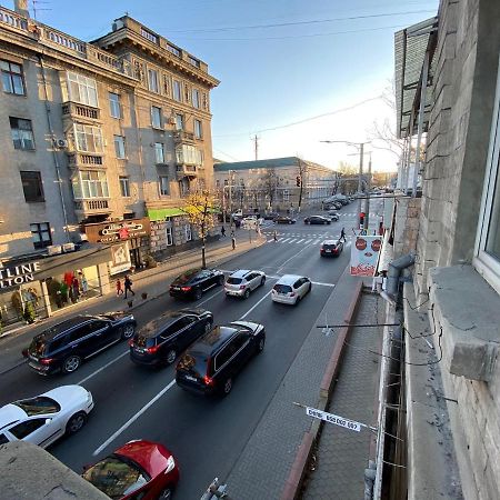 Central Apartaments Of Stefan Cel Mare Boulevard In Chisináu Exterior foto